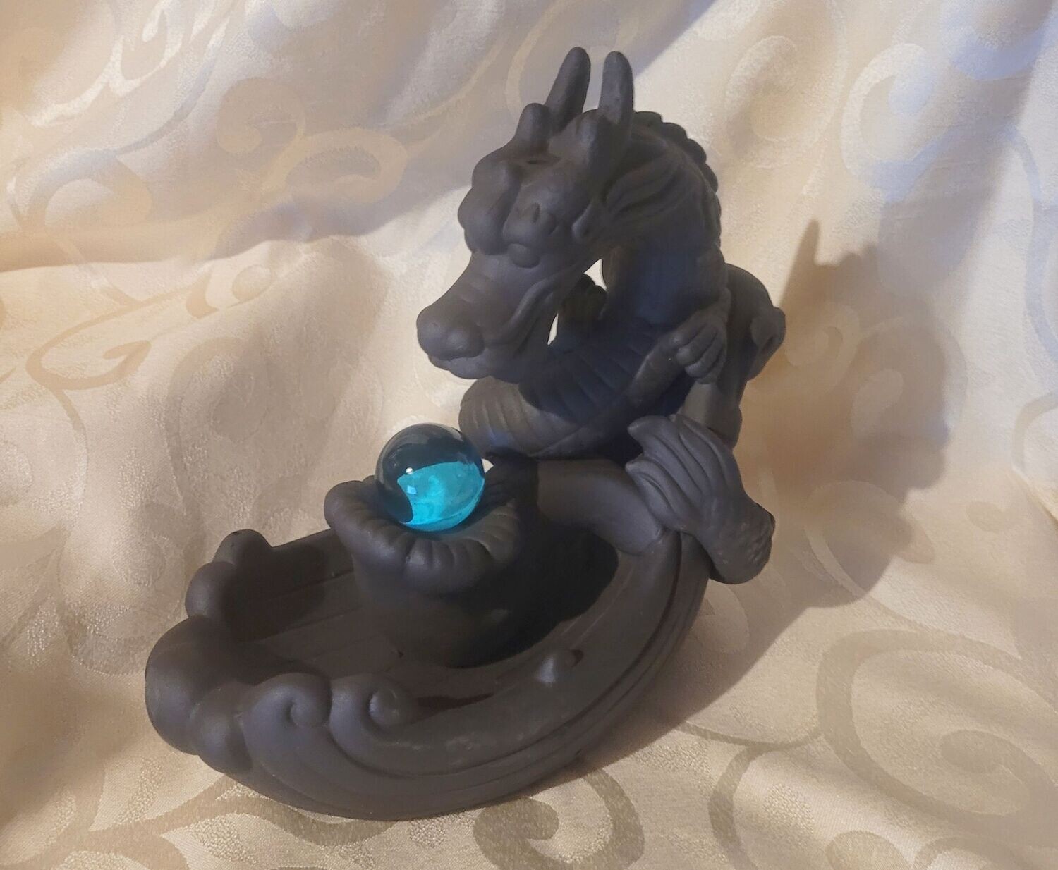 Rückfluss-Brunnen - Drache mit Glaskugel