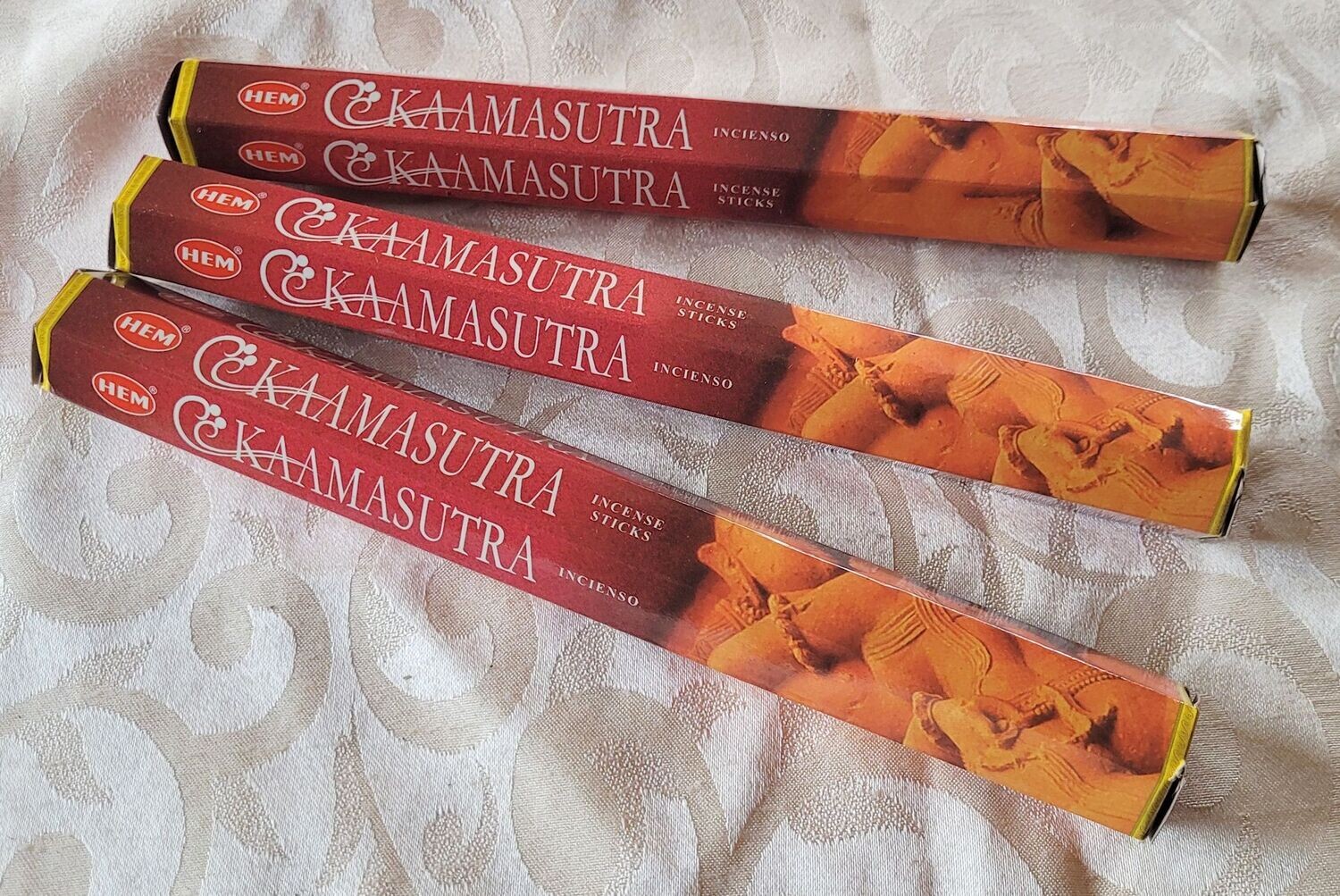 HEM - Kamasutra - 1 Packung mit 20 Räucherstäbchen