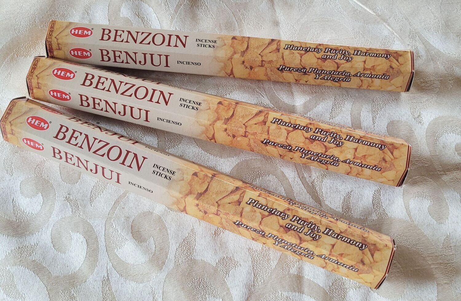 HEM - Benzoin - 1 Packung mit 20 Räucherstäbchen