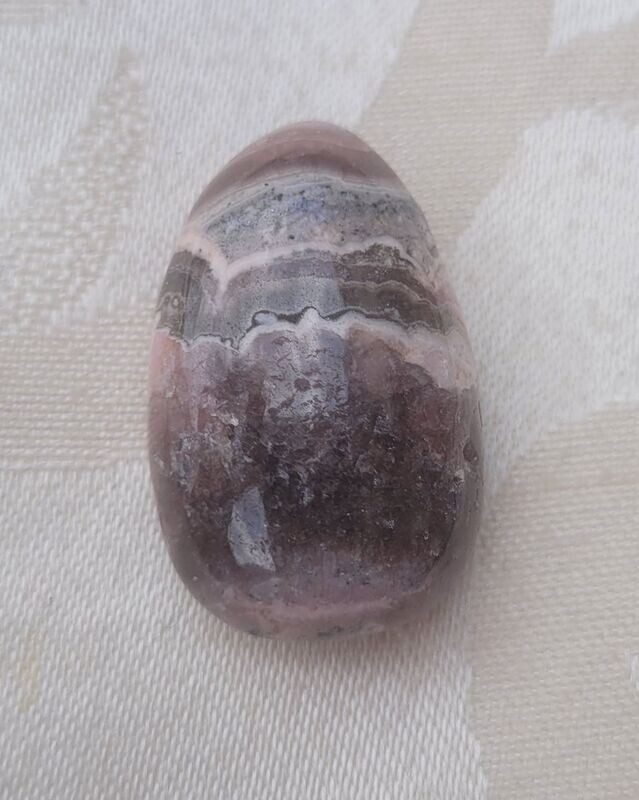 Rhodochrosit - 2,5 mm gebohrt
