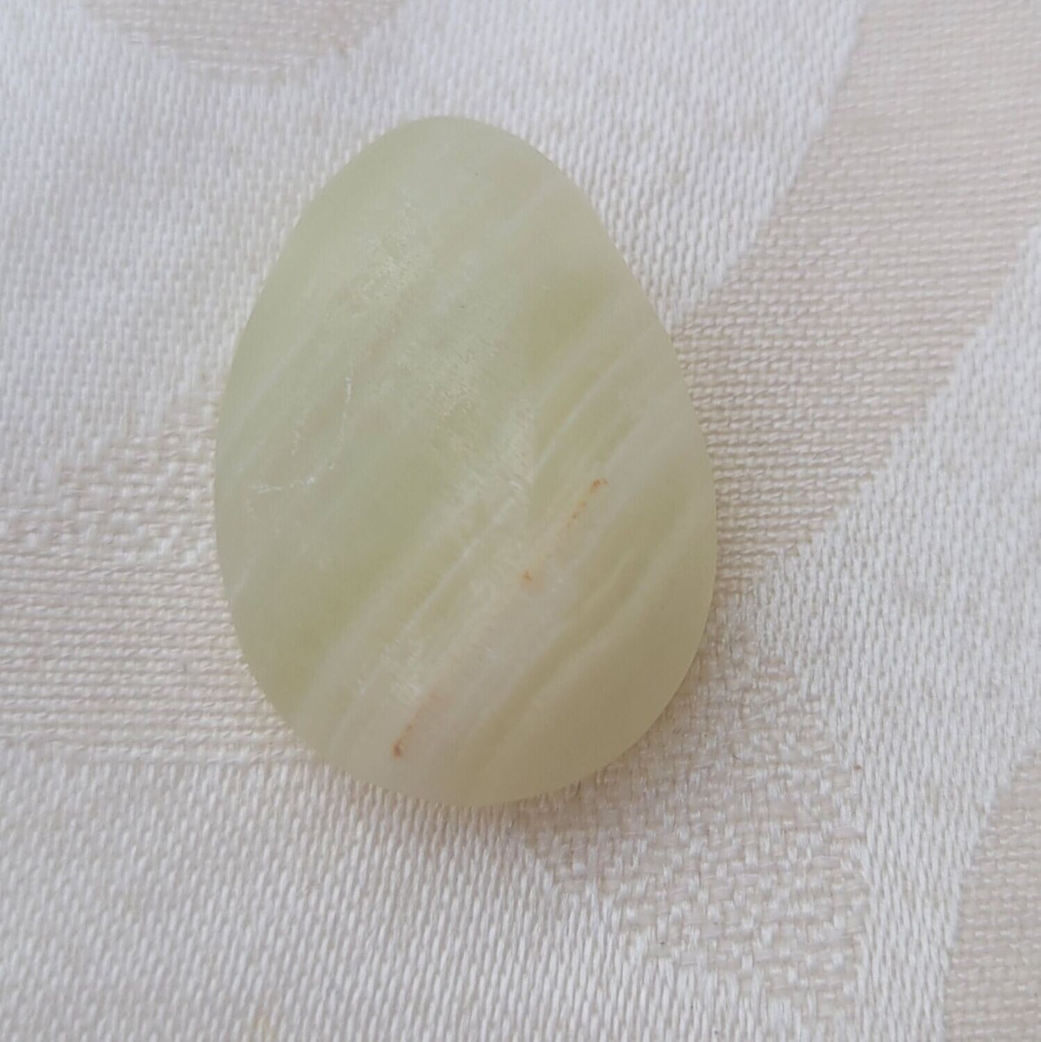 Aragonit grün - 2,5 mm gebohrt