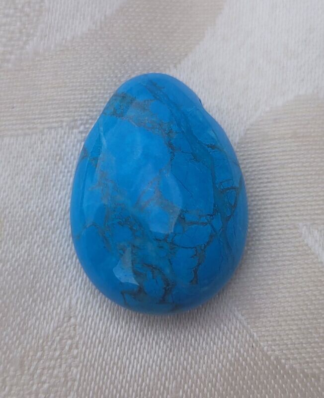 Howlith blau - 2,5 mm gebohrt