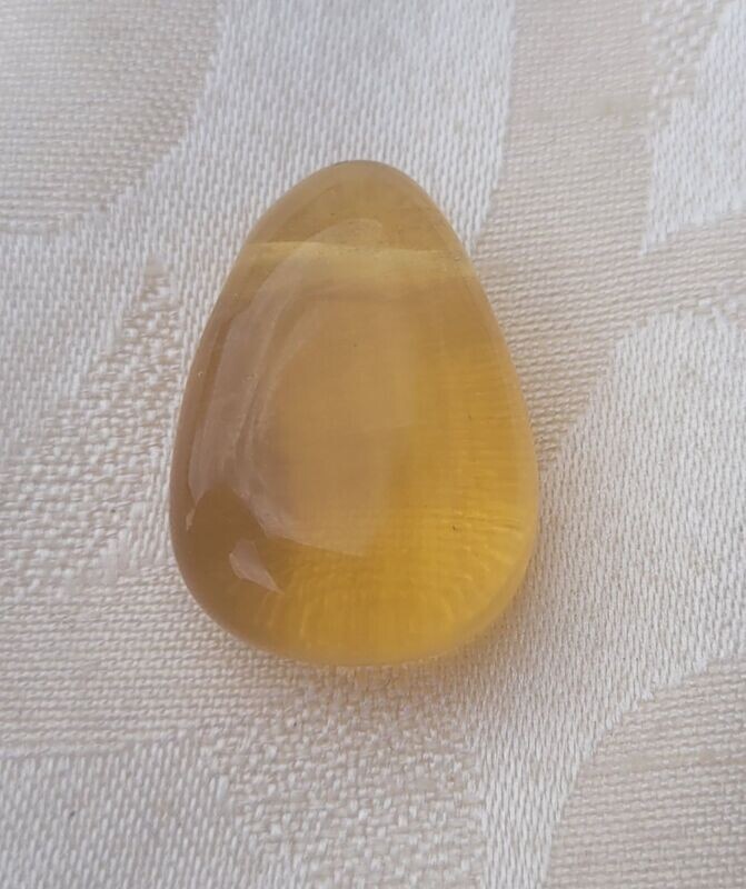 ​​​Fluorit gelb - 2,5 mm gebohrt