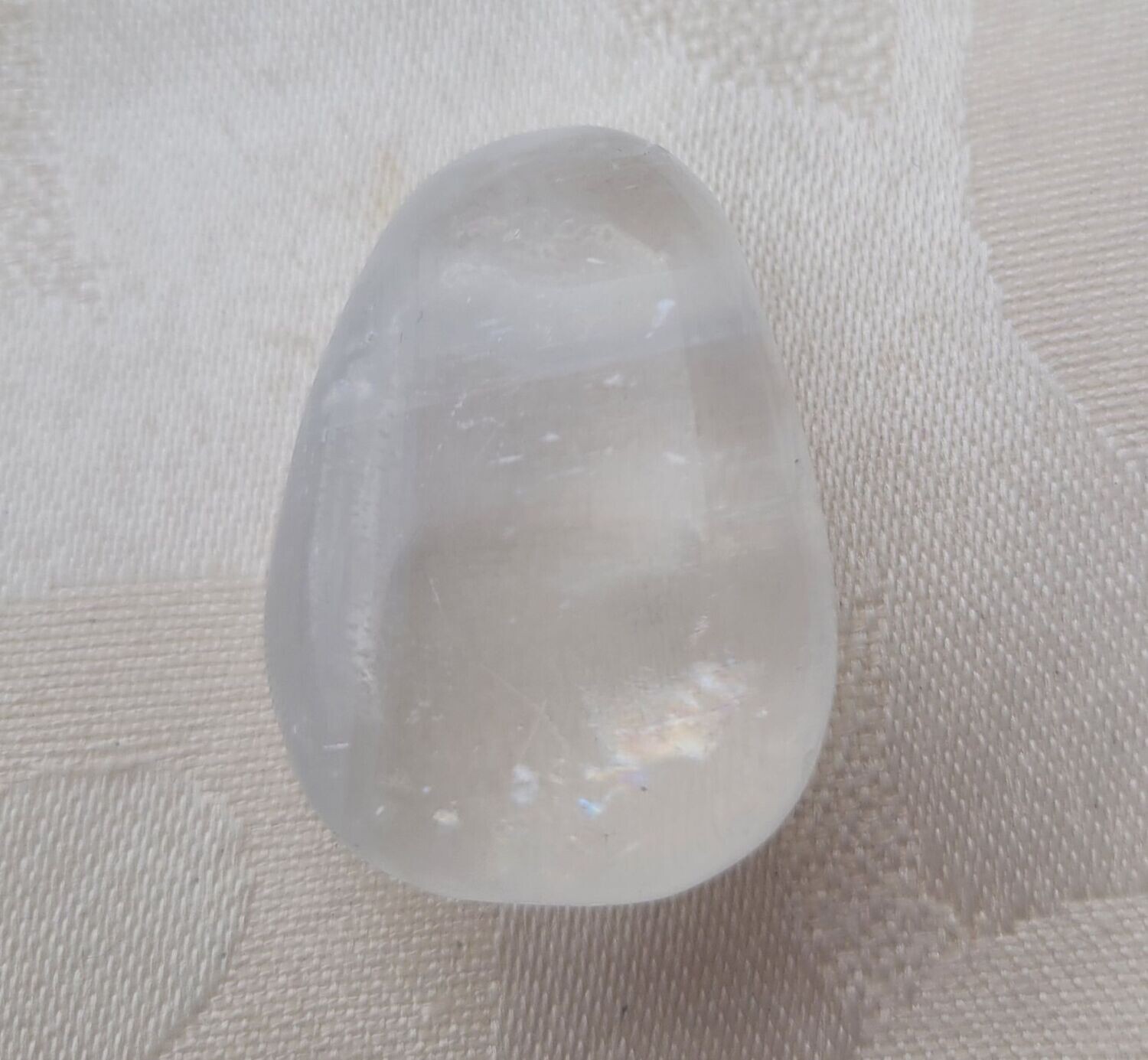 Calcit weiss - 2,5 mm gebohrt
