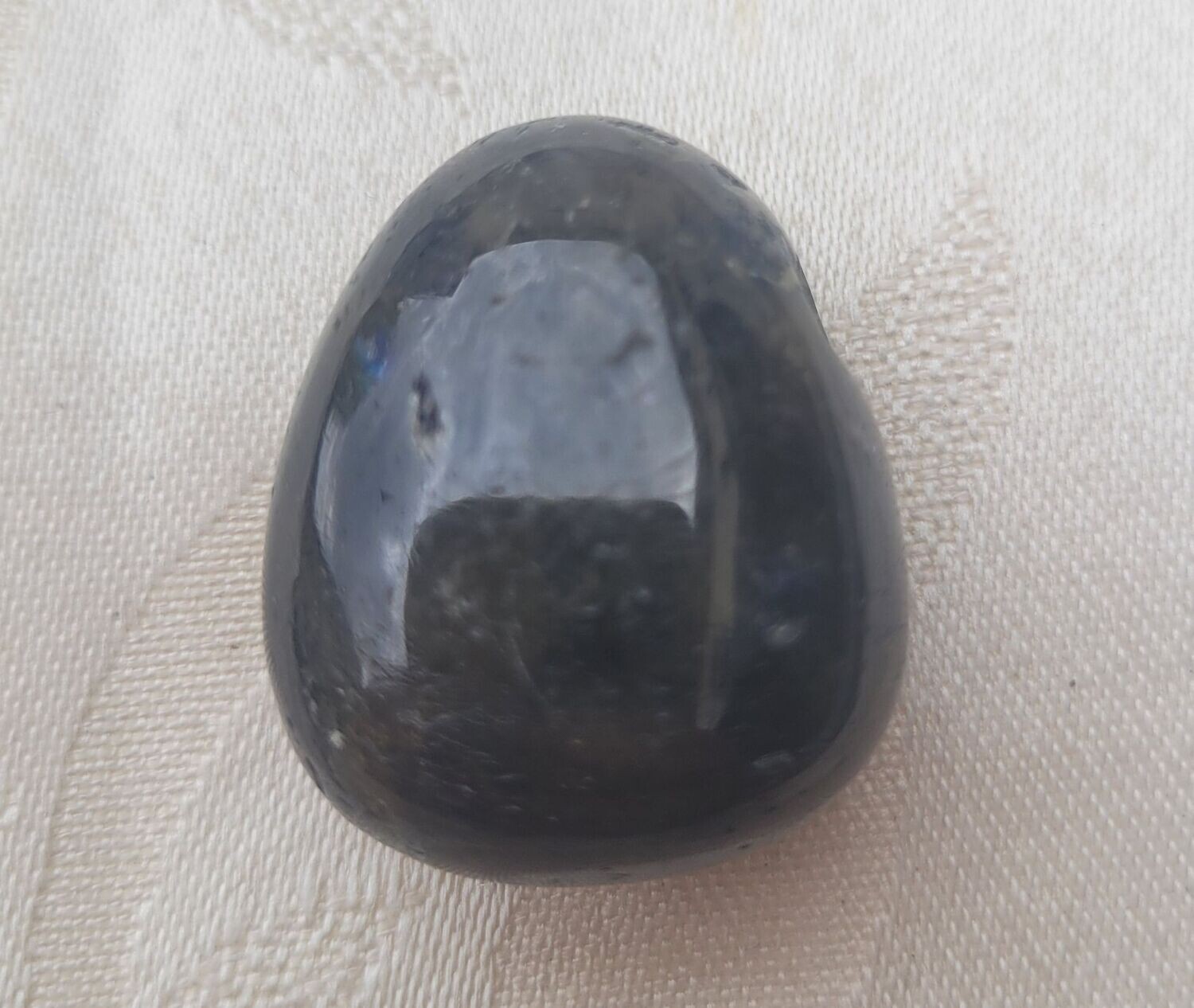 Labradorit - 2,5 mm gebohrt