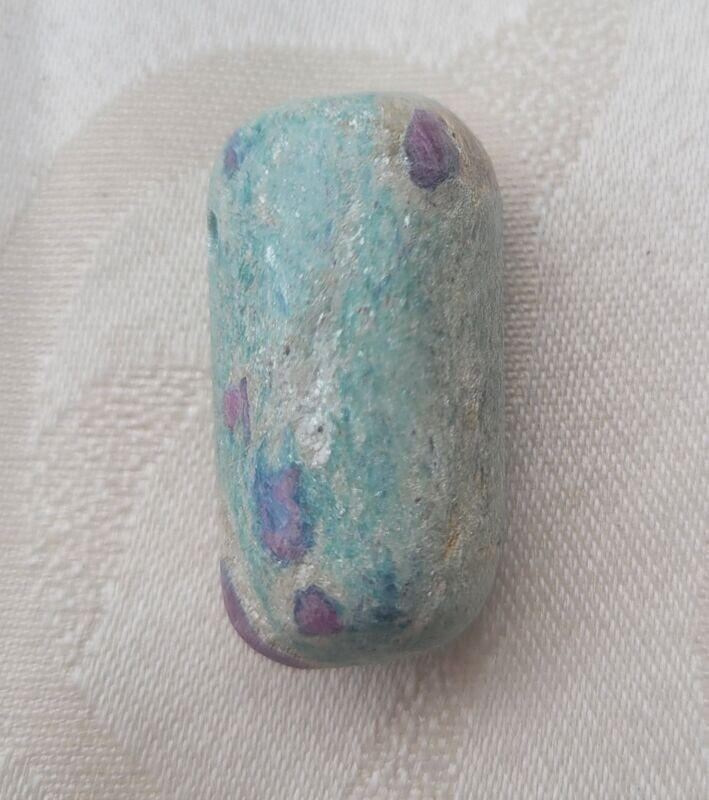 Fuchsit Rubin - 2,5 mm gebohrt