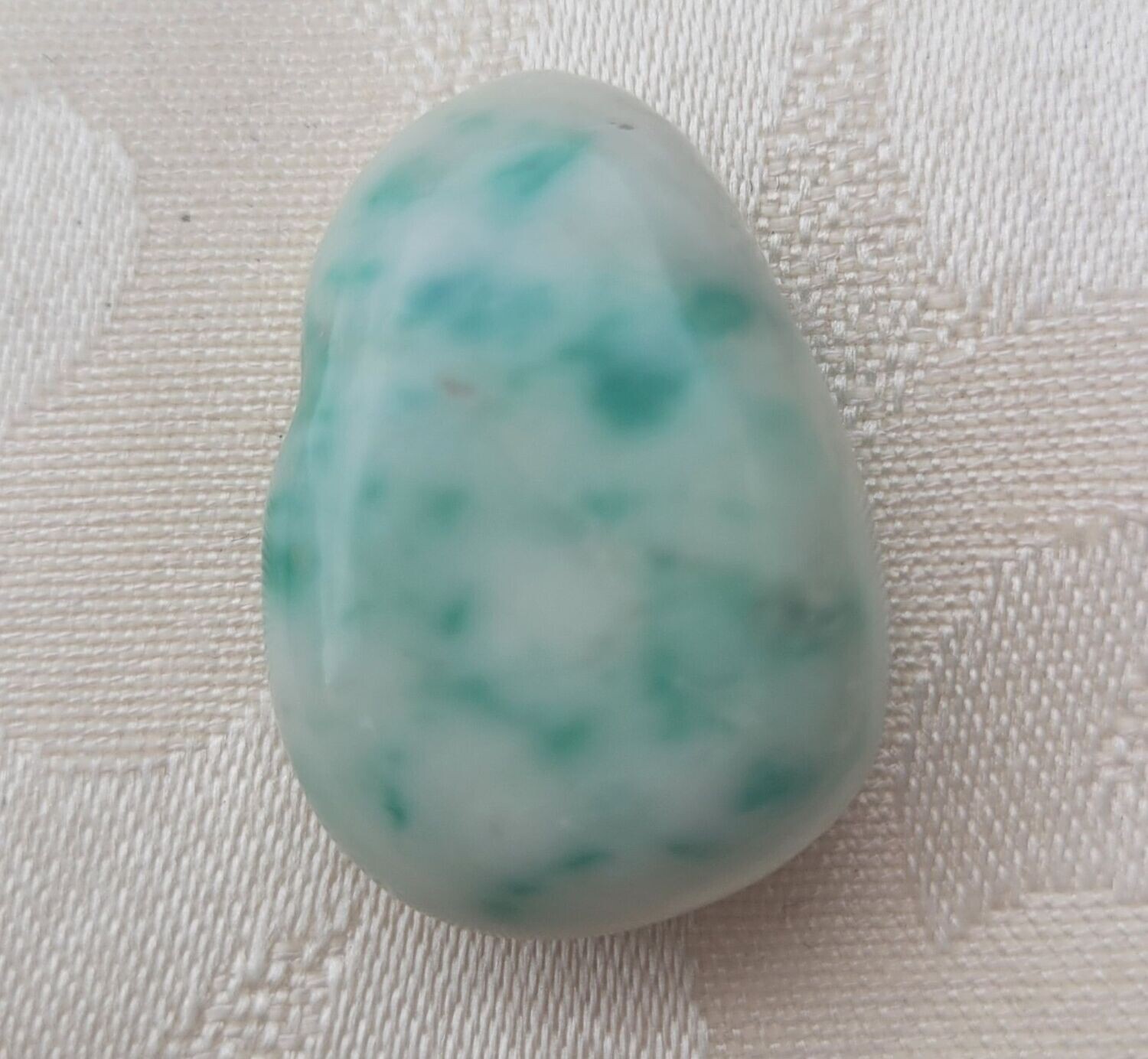 Burma Jade - 2,5 mm gebohrt