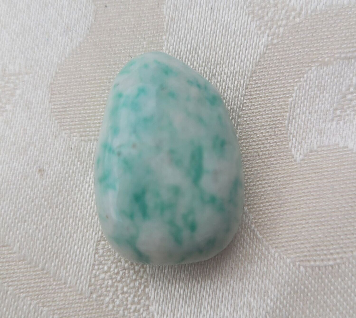 Burma Jade - 2,5 mm gebohrt