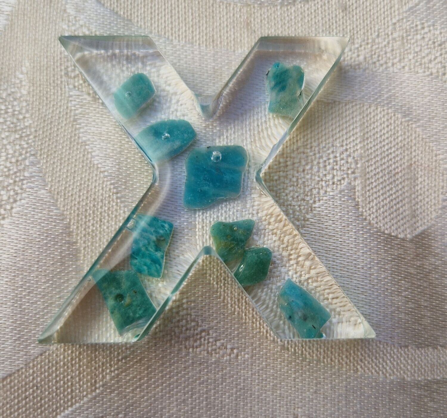 ​​​Aventurin in Epoxidharz - X