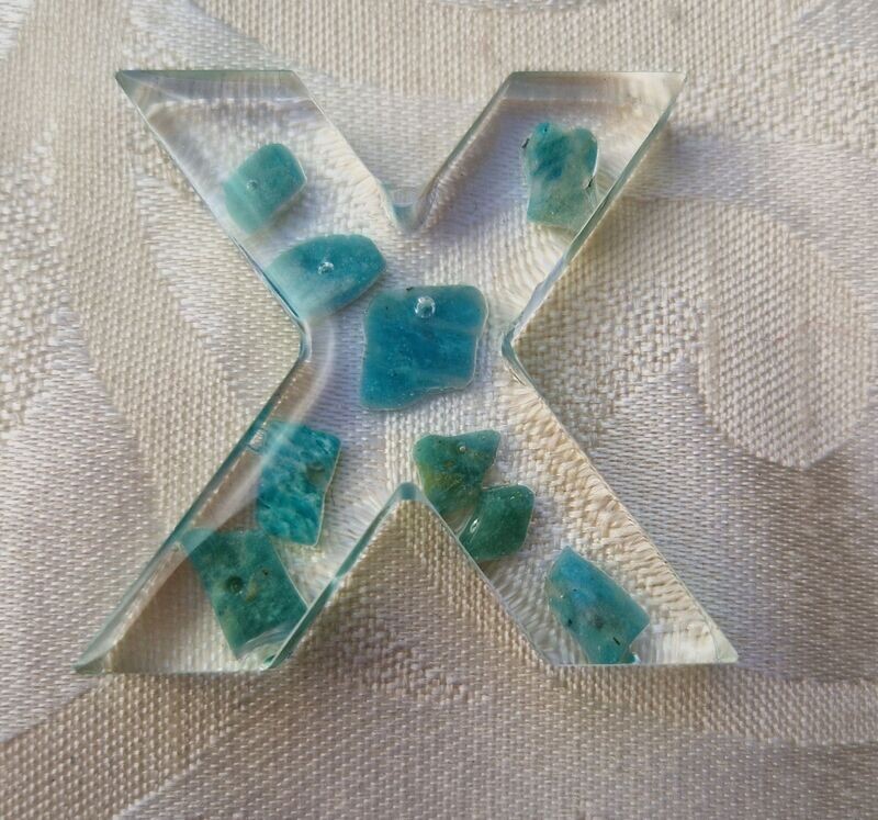 ​​​Aventurin in Epoxidharz - X