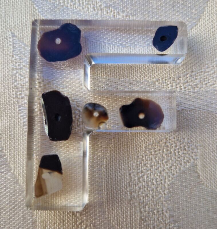 ​​Onyx in Epoxidharz - F