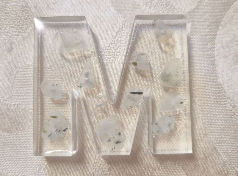 ​​​​​Prenit in Epoxidharz - M