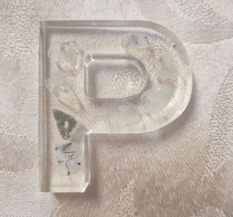 ​​​​​​​​Prenit in Epoxidharz - P