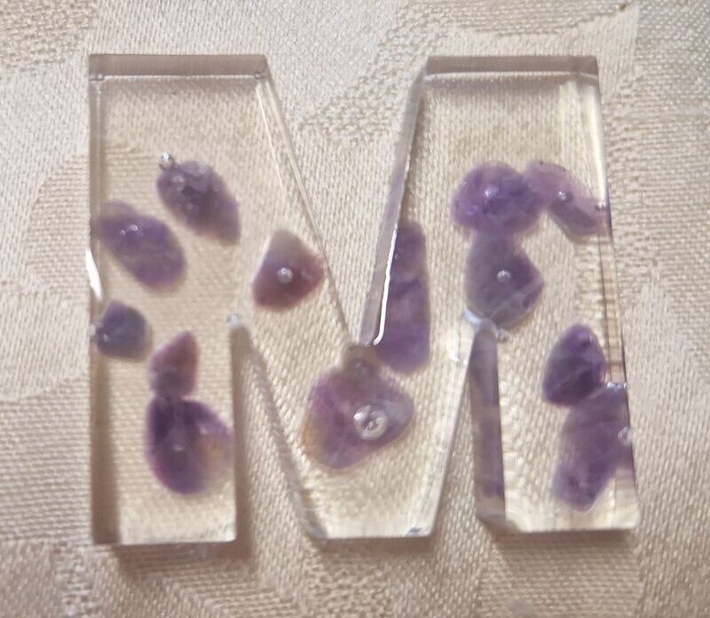 Amethyst in Epoxidharz - M