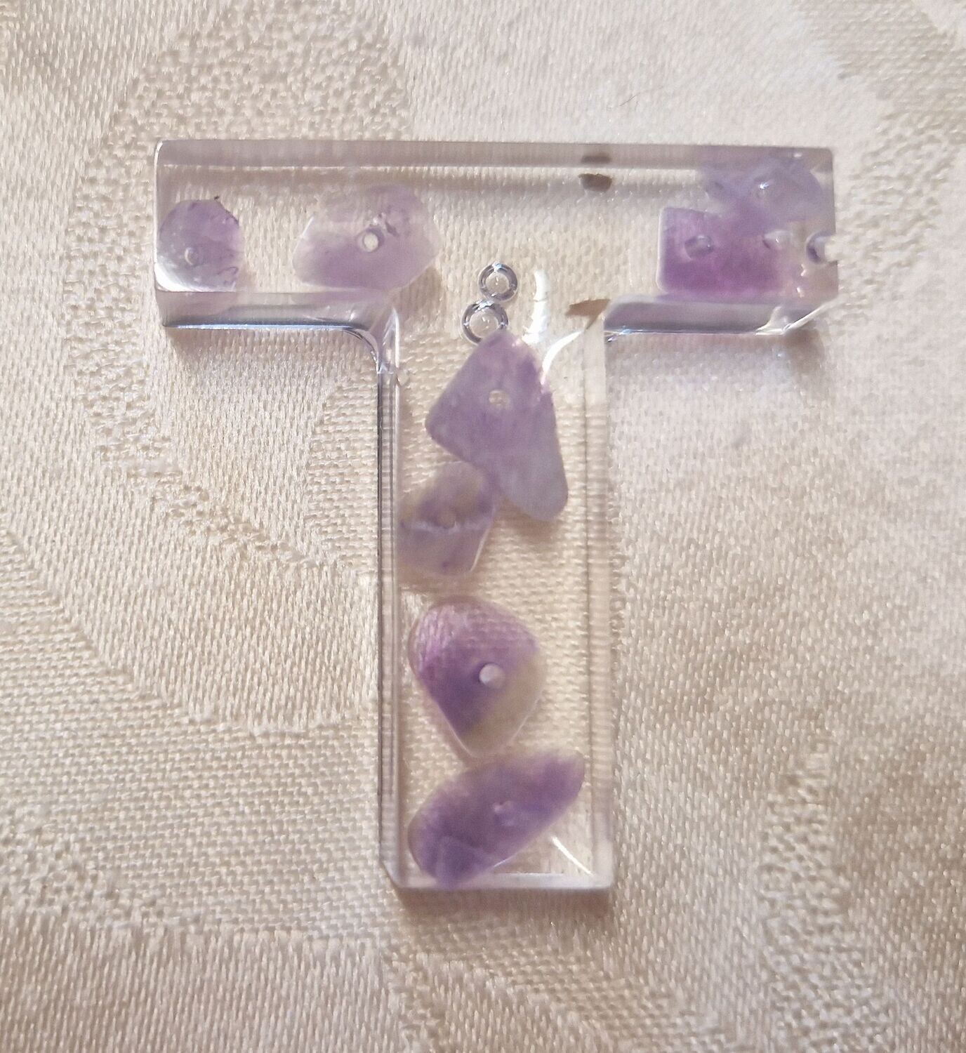 ​​​​​​​Amethyst in Epoxidharz - T