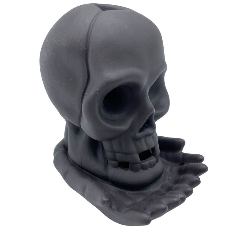 ​Rückfluss-Brunnen - Weeping Skull mit Licht