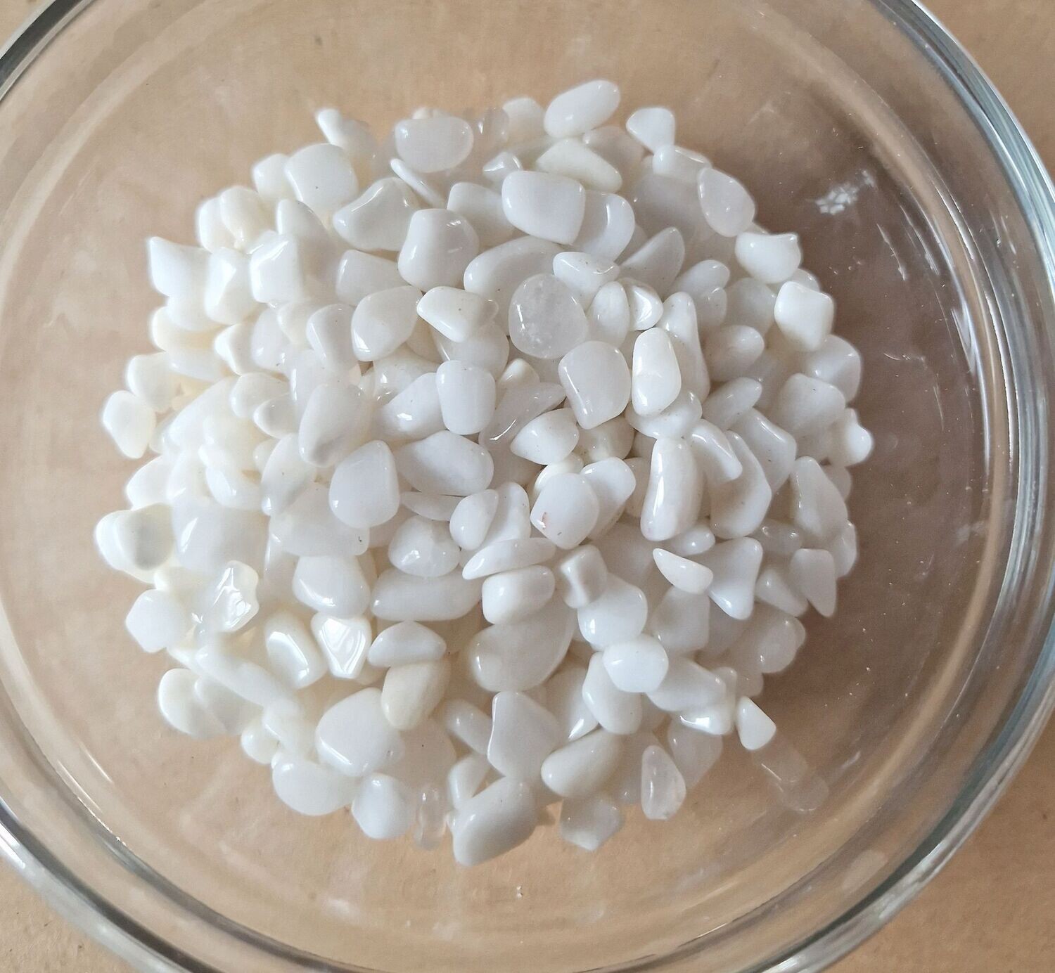 Schneequarz - 100 gr - 4 bis 12 mm
