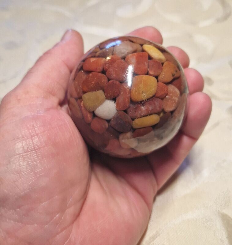 ​Orgonit Kugel mit rotem Aventurin ca. 6,5 cm