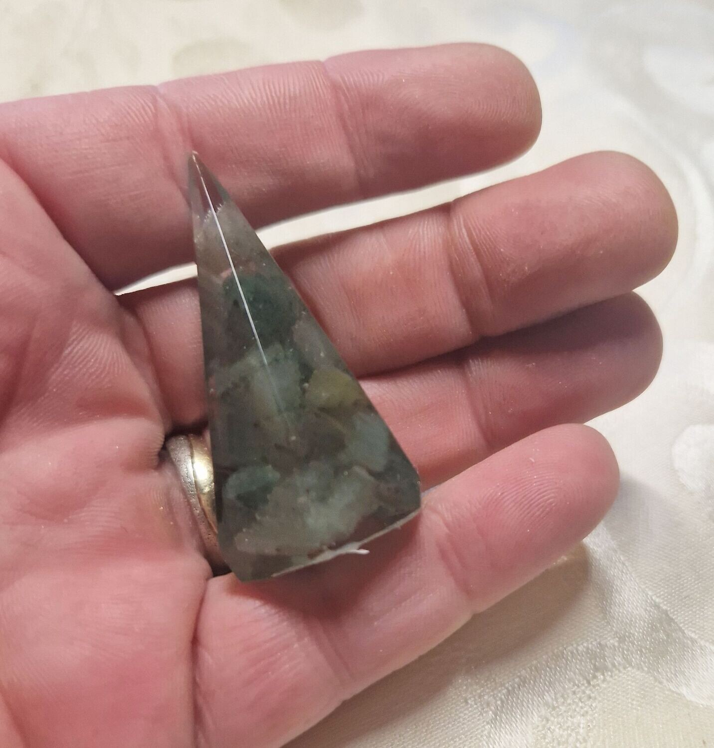 Kegel mit Aventurin - ca. 5 cm