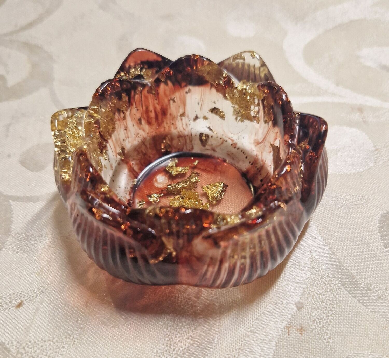​Kerzenhalter - Rose mit goldfarbenem Schlagmetall