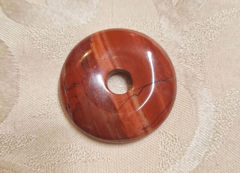 Donut - roter Jaspis - 40 mm