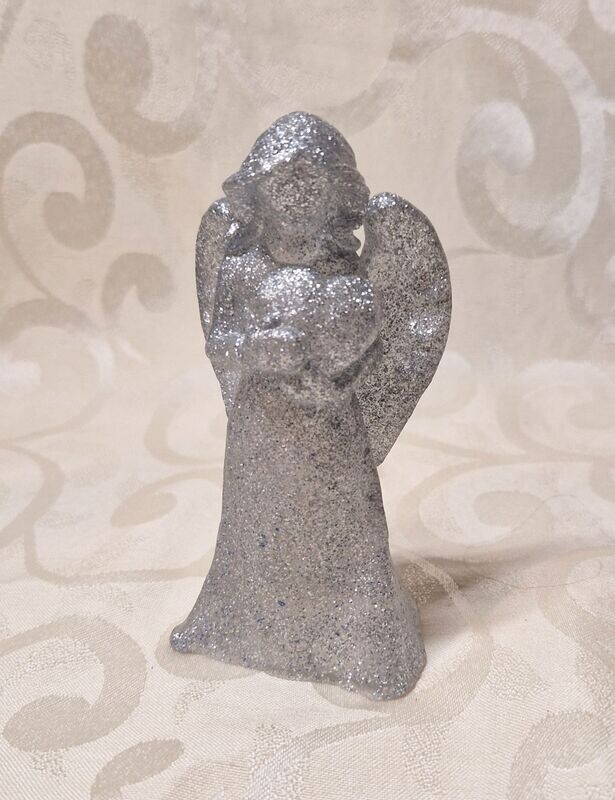 Engel mit Herz in Silber-Glitzer