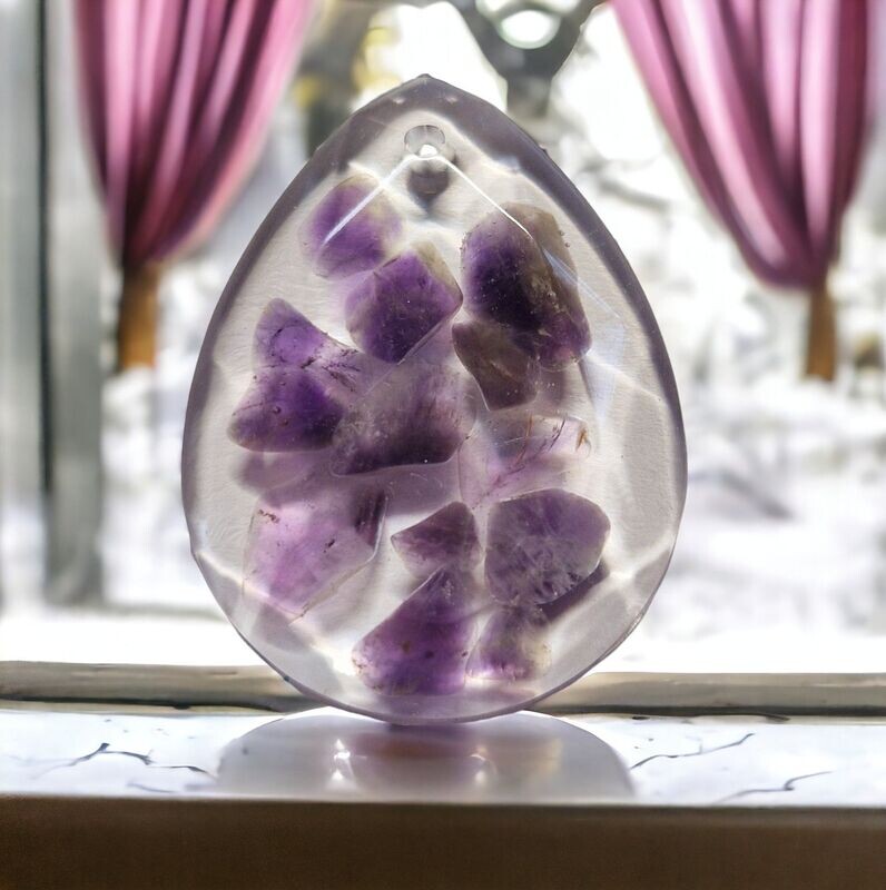Indischer Amethyst-Anhänger in Harz - 4 cm
