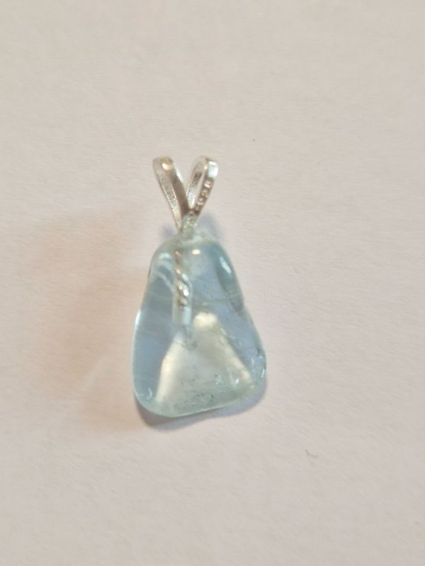 ​Aquamarin mit Silberöse 925