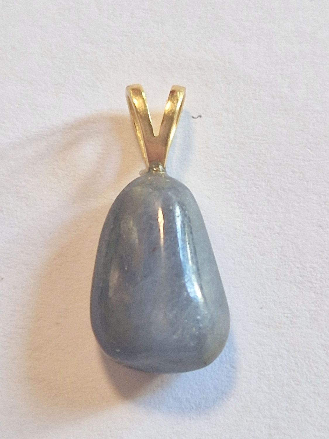 ​Saphir mit vergoldeter Silberöse 925