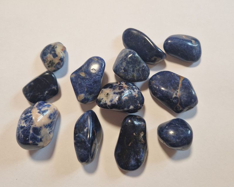 Trommelstein Sodalith 2,5-4,5 cm