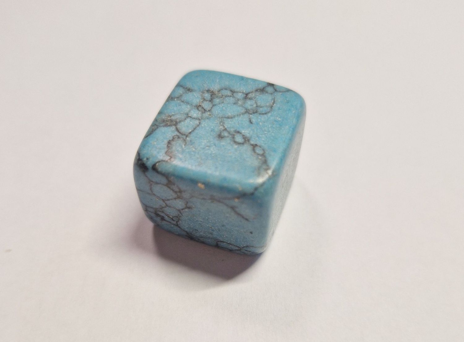 ​Türkenit (Magnesit gefärbt)