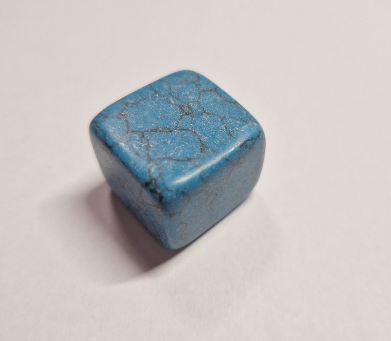 ​​​​Türkenit (Magnesit gefärbt)
