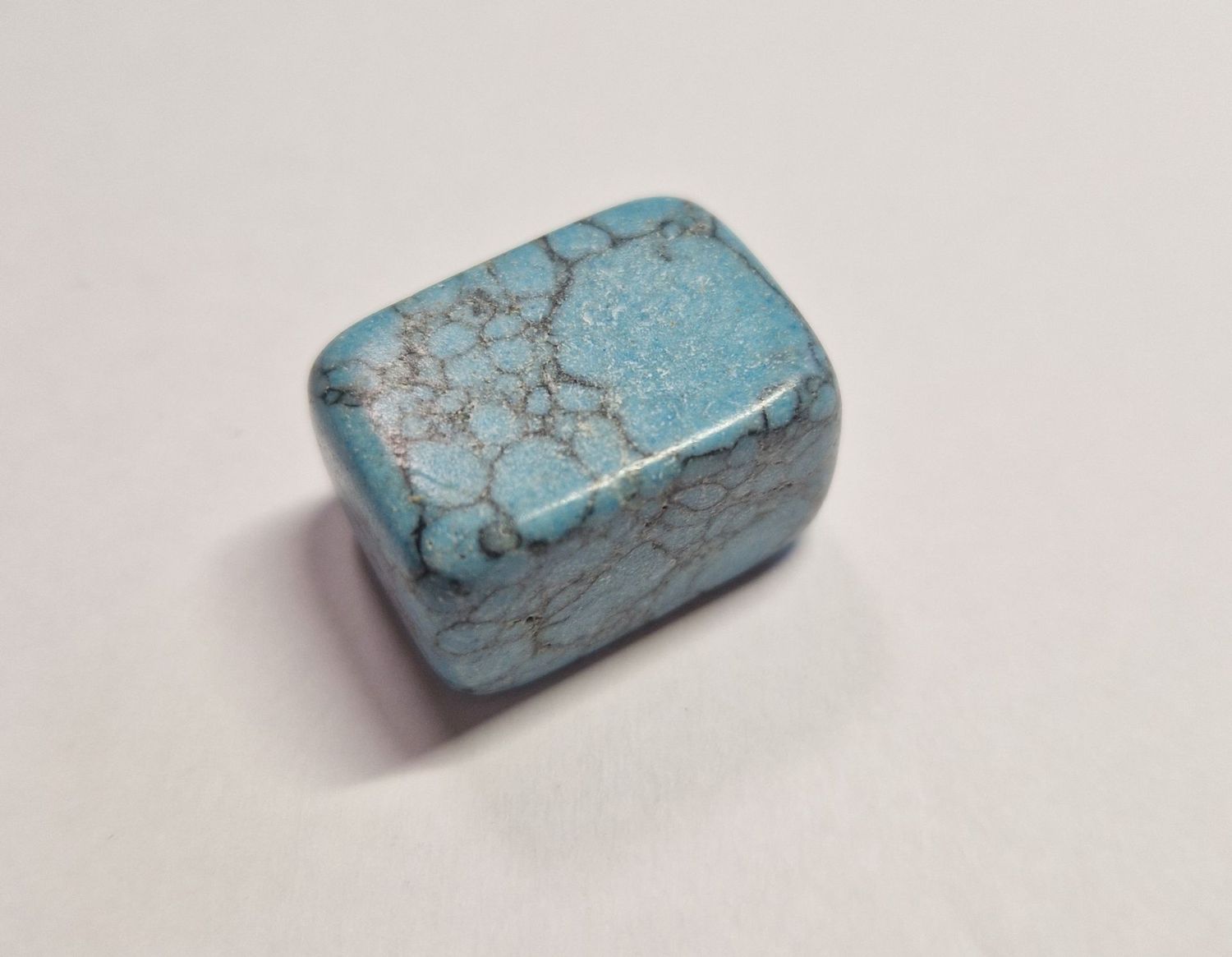 ​​​​​Türkenit (Magnesit gefärbt)