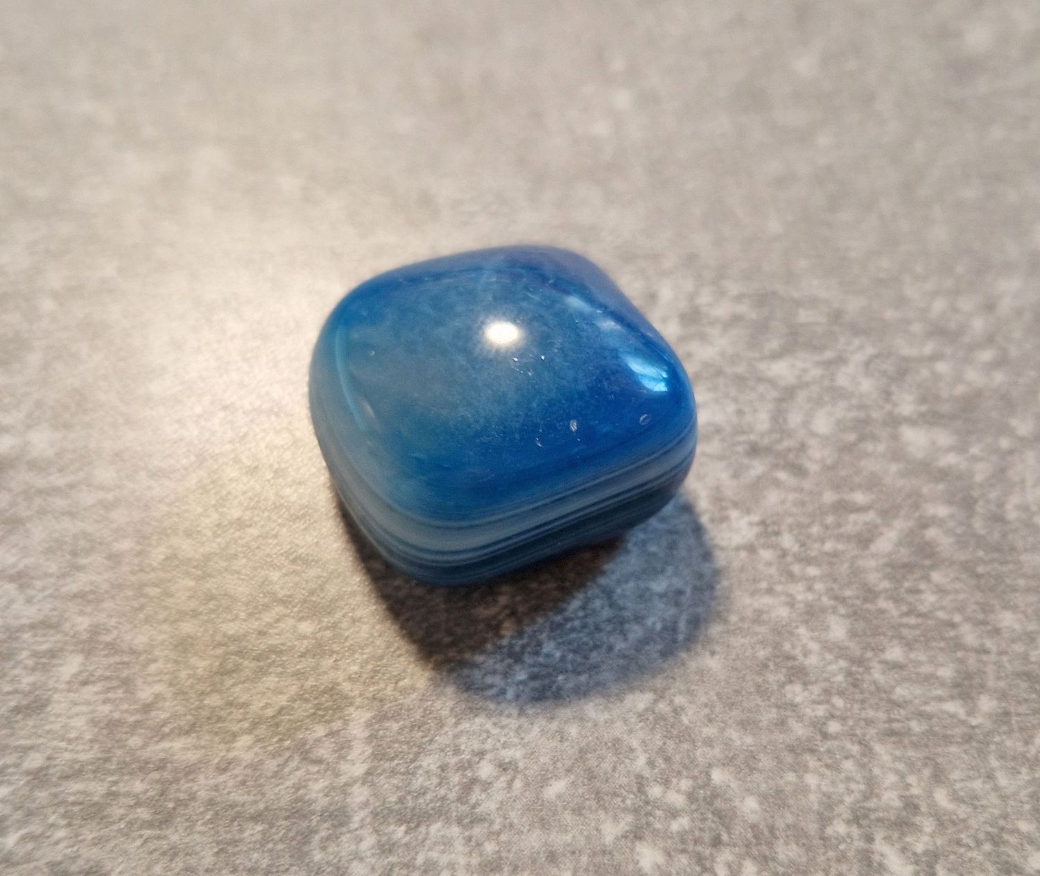 ​Achat blau