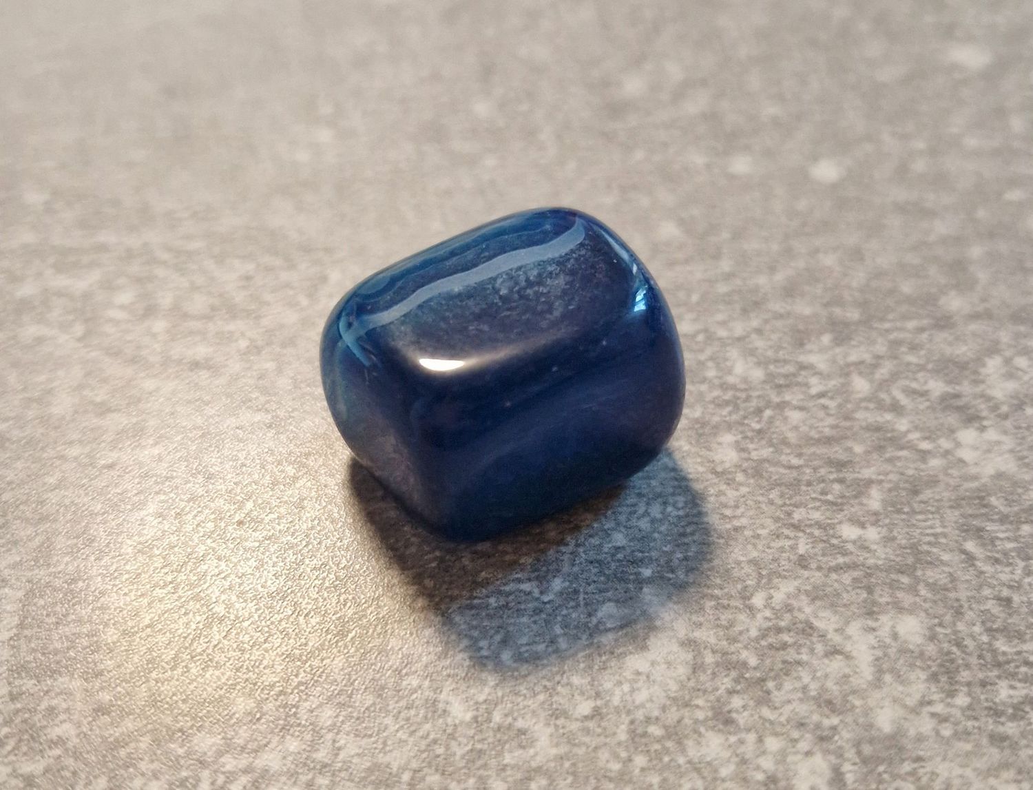 ​Achat blau