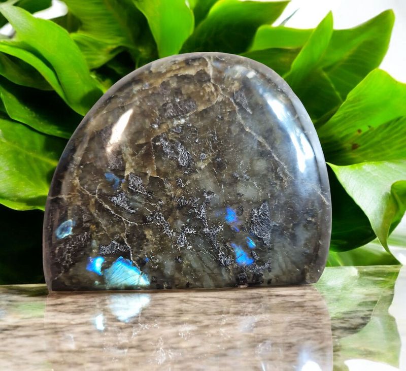 Freiform Labradorit Freiform Labradorit