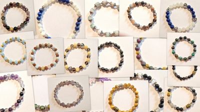 Edelsteinarmbänder "handmade"