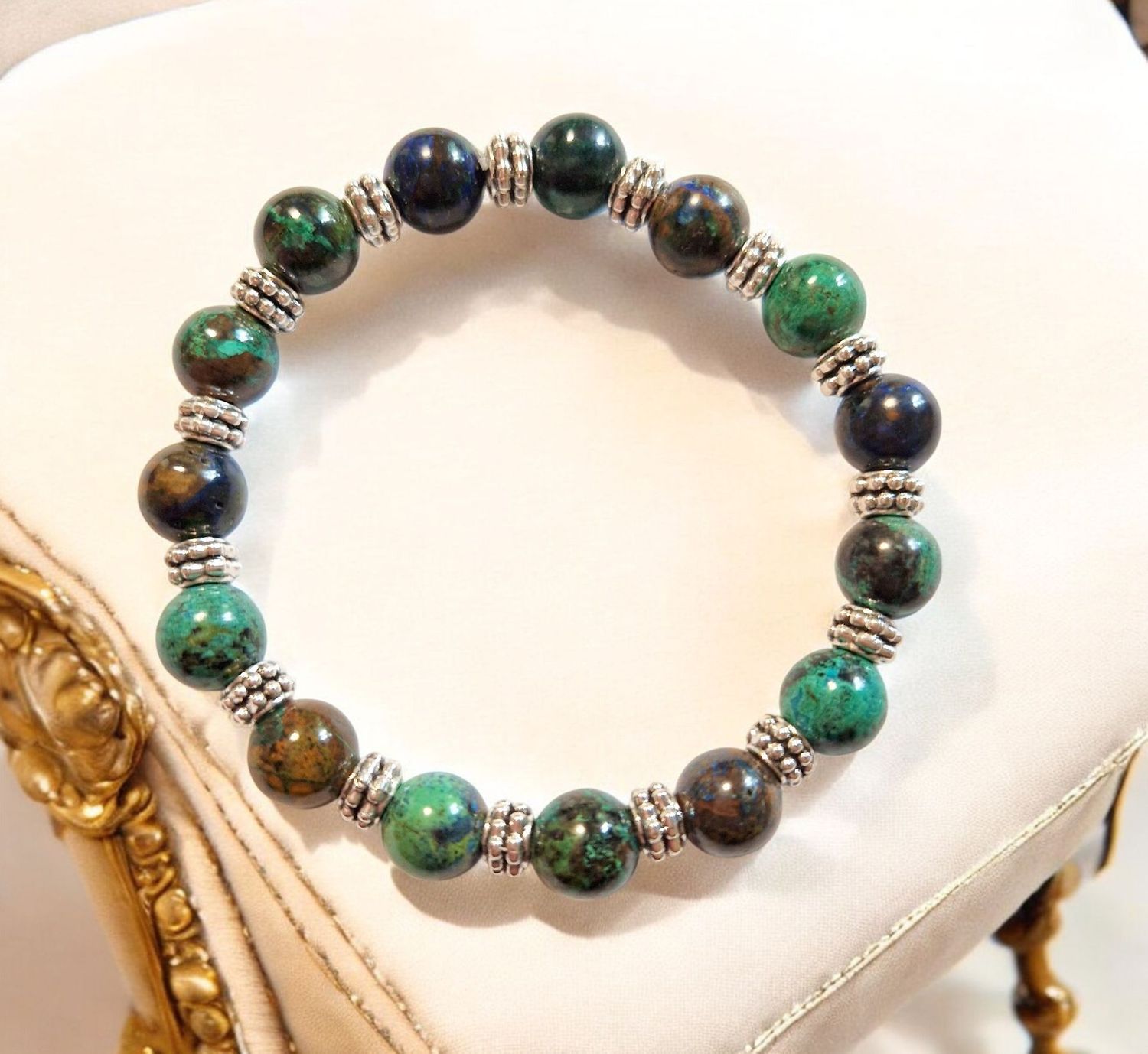 Armband - Chrysokoll - AA Qualität - mit silberfarbenen Metallelementen - 8 mm