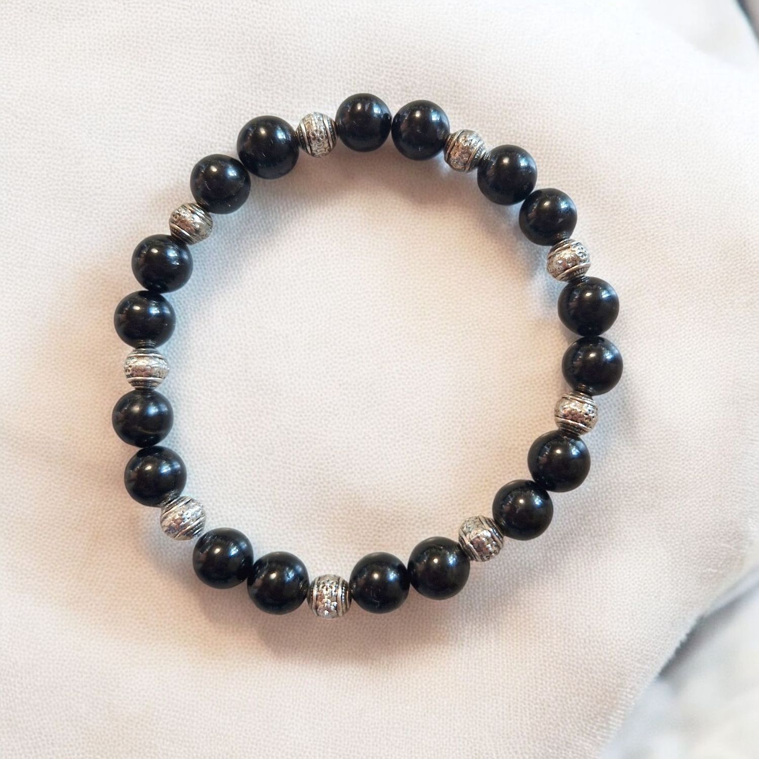 ​Armband - Turmalin - A Qualität - mit silberfarbenen Metallelementen - 8 mm