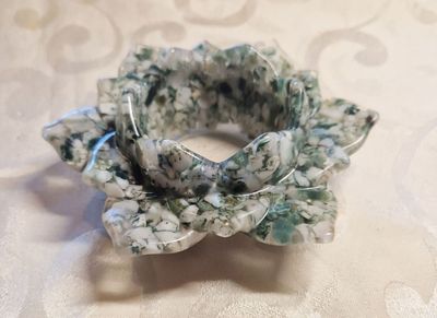 Teelichthalter mit Edelsteinen