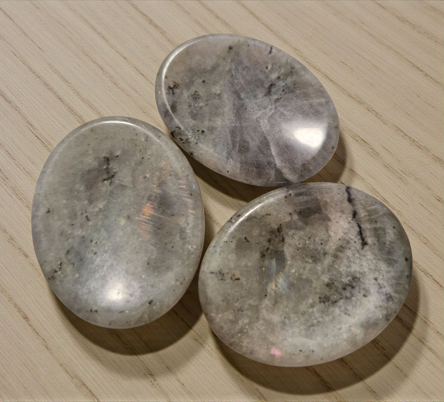 Labradorit - A-Qualität - Handschmeichler - Meditationsstein Labradorit - A-Qualität - Handschmeichler - Meditationsstein