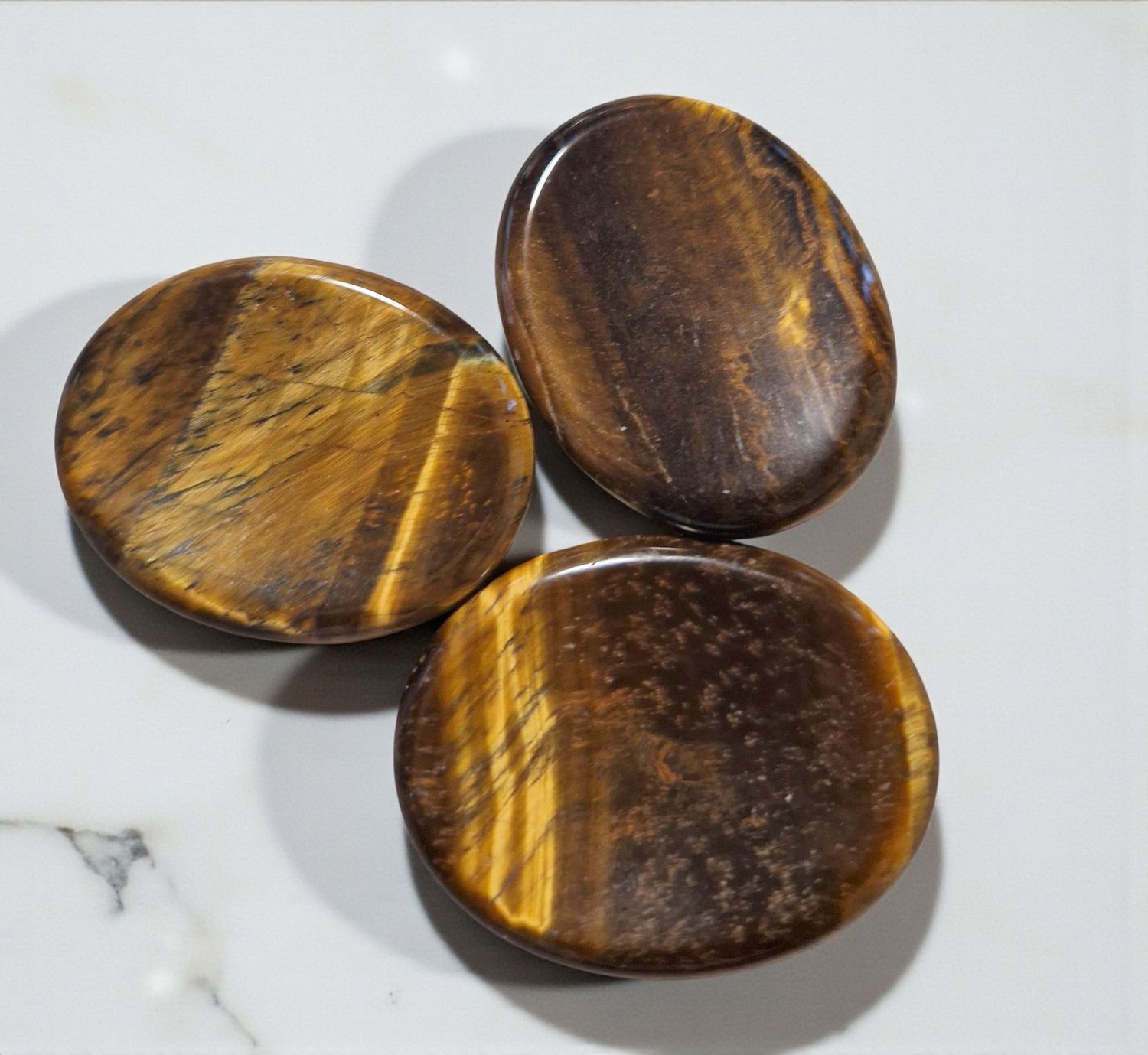 Tigerauge - AA - Qualität - Handschmeichler - Meditationsstein Tigerauge - AA - Qualität - Handschmeichler - Meditationsstein