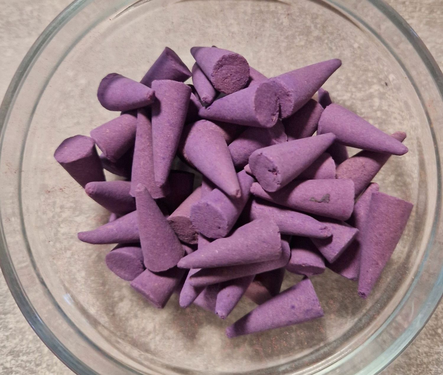 Erzengel Michael - Räucherkegel - Lavendel - 50 Stück Erzengel Michael - Räucherkegel - Lavendel - 50 Stück