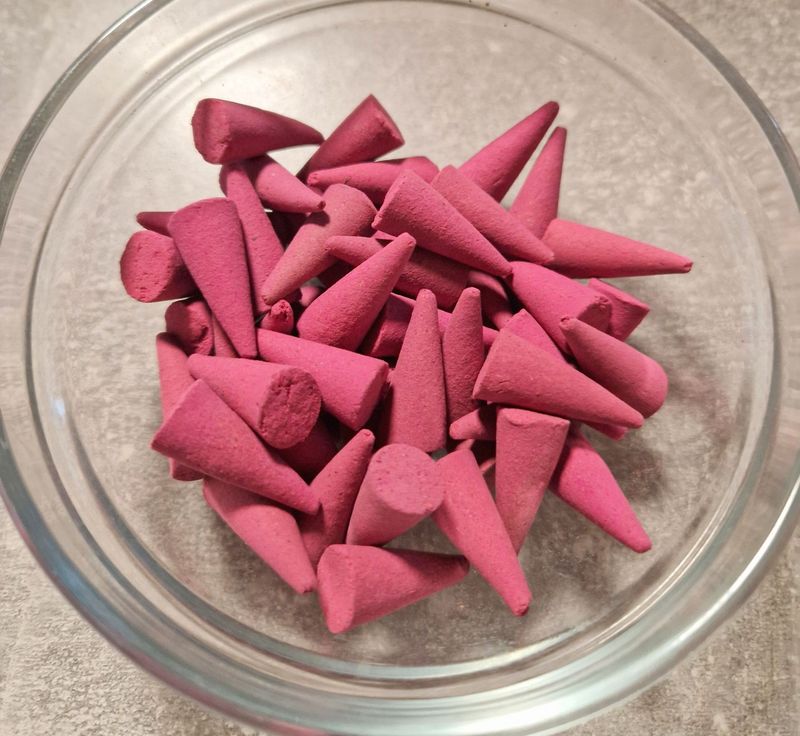 ​Erzengel Michael - Räucherkegel - Mitternachtsrose - 50 Stück