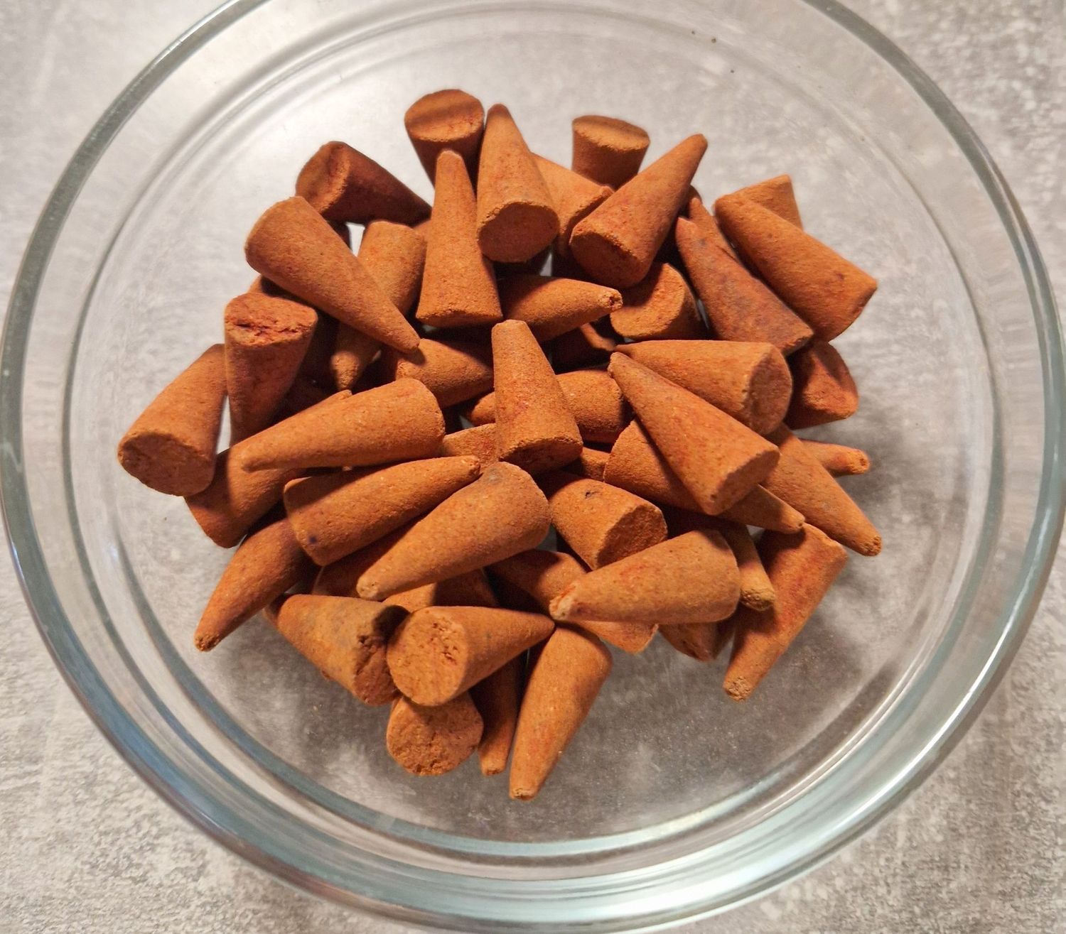 Erzengel Michael - Räucherkegel - Sandelholz - 20 Stück Erzengel Michael - Räucherkegel - Sandelholz - 20 Stück