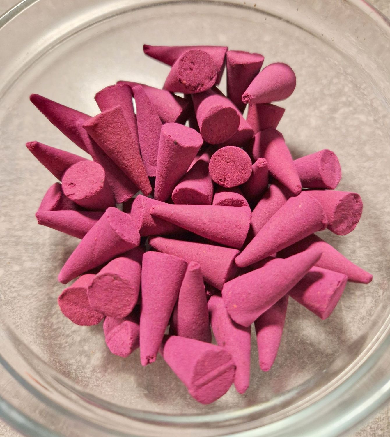 Erzengel Michael - Räucherkegel - Opium - 20 Stück Erzengel Michael - Räucherkegel - Opium - 20 Stück