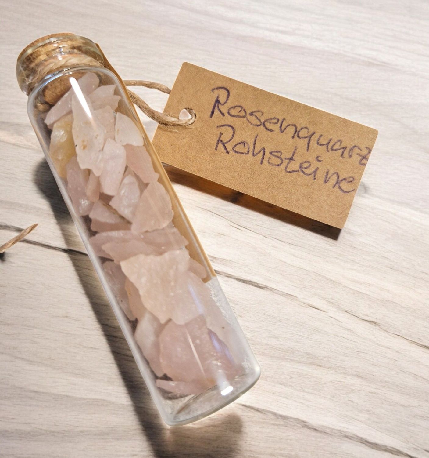 ​​​Gutes für Körper und Geist - Rosenquarz Rohsteine