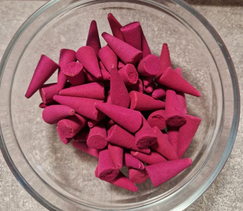 Erzengel Michael - Räucherkegel - Erdbeere - 50 Stück