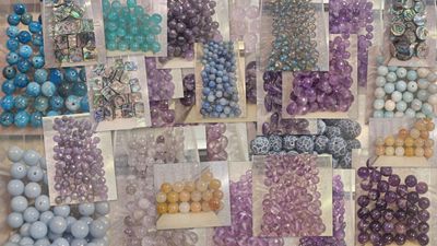 Machen sie ihre eigenen Armbänder und Ketten aus Edelsteinen