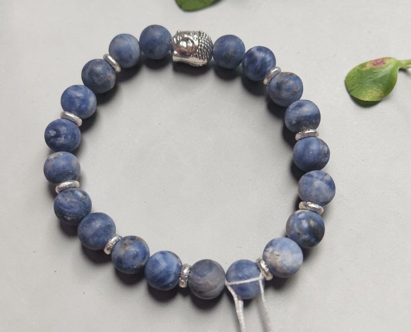 Armband - Sodalith matt - AB Qualität - Buddha silber - 8 mm